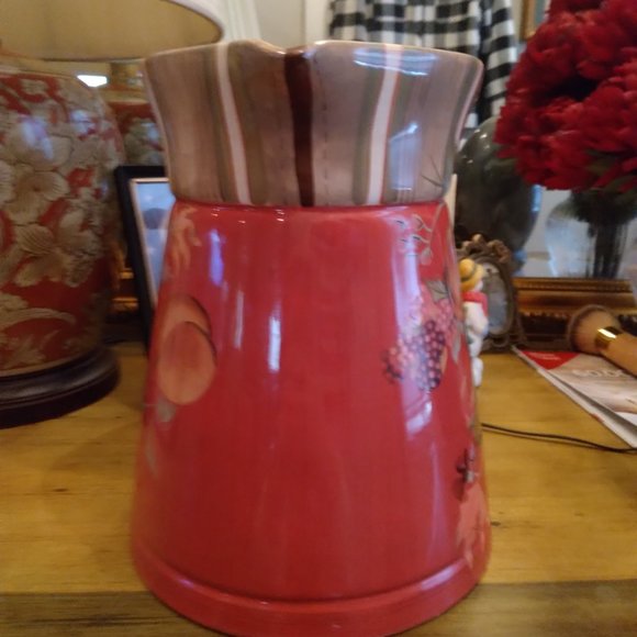 New (Other) Tracy Porter Large Serving Pitcher for the Octavia Collection - Picture 2 of 11